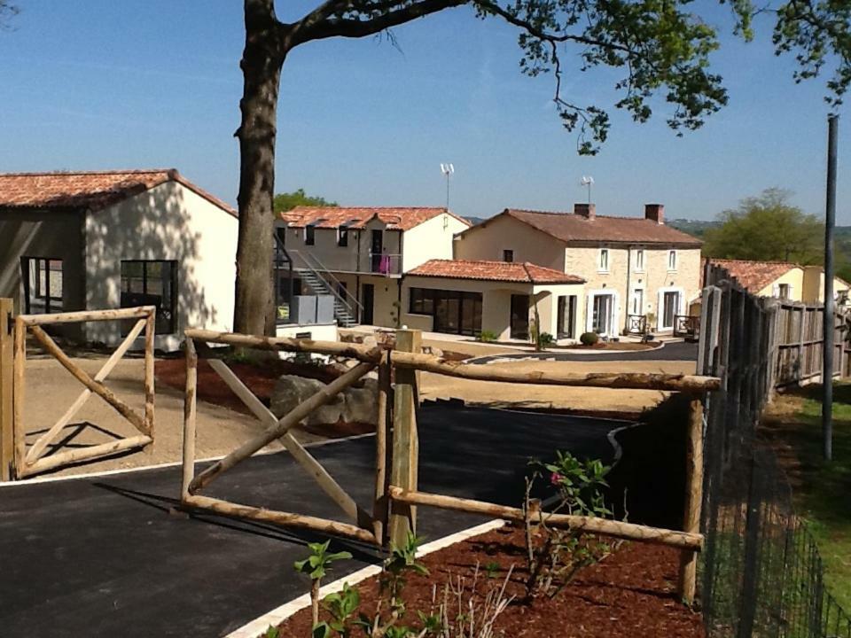Gites De La Bibudiere Le Boupère Exterior foto